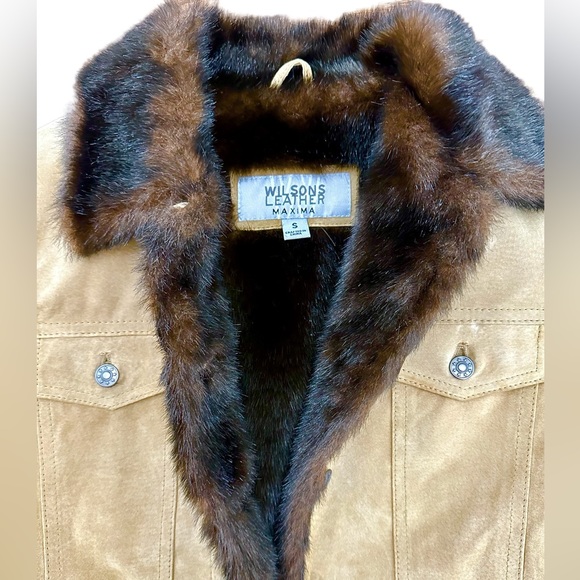 Wilson’s Suede Trucker Jacket - Picture 5 of 8